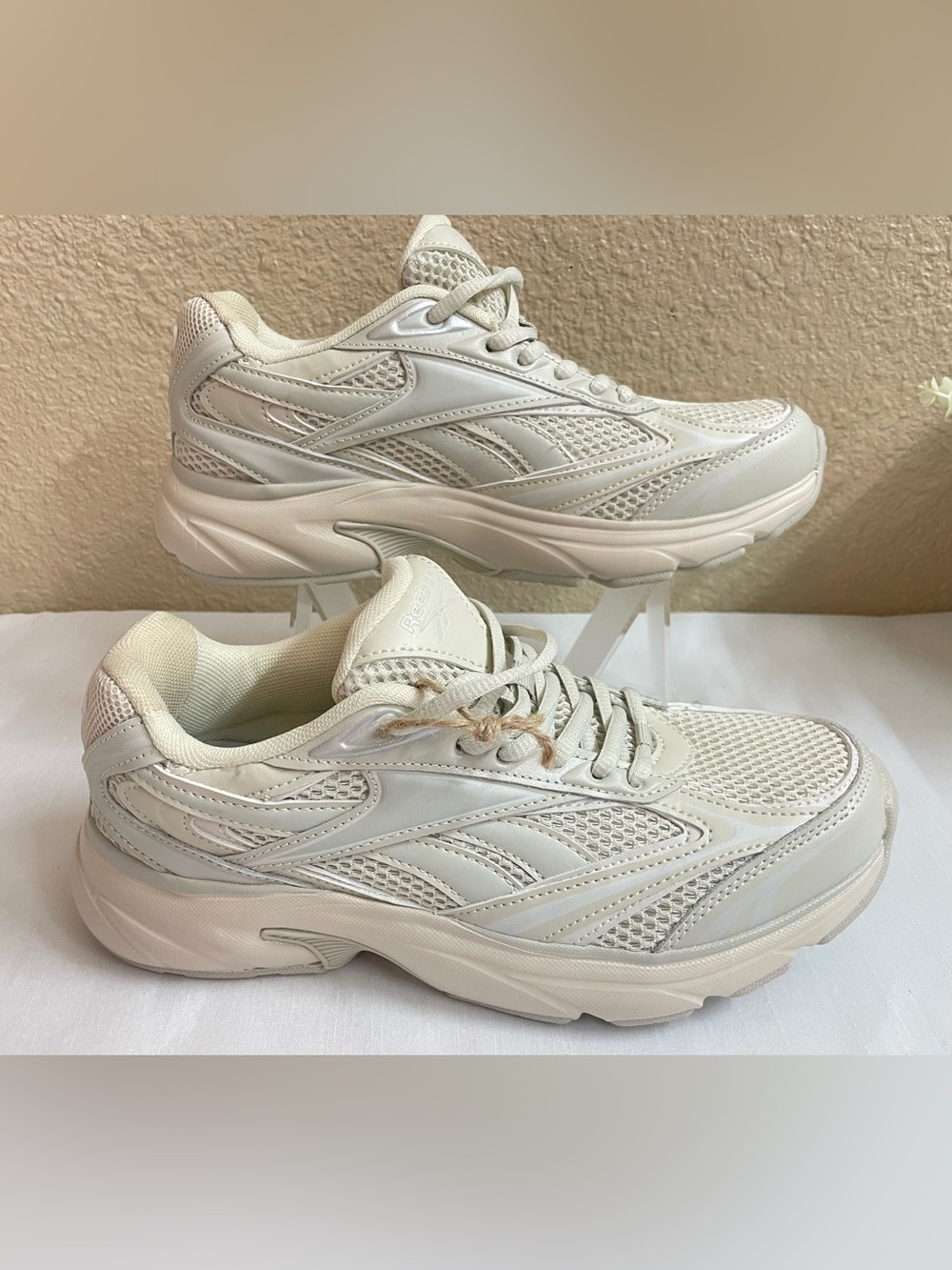 Reebok Bellwave Women’s Shoes comfort Footbed By Ortholite Size 8.5